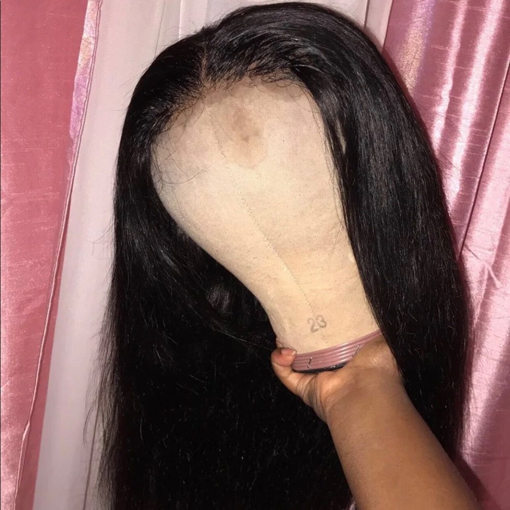 18 inch black lace closure wig